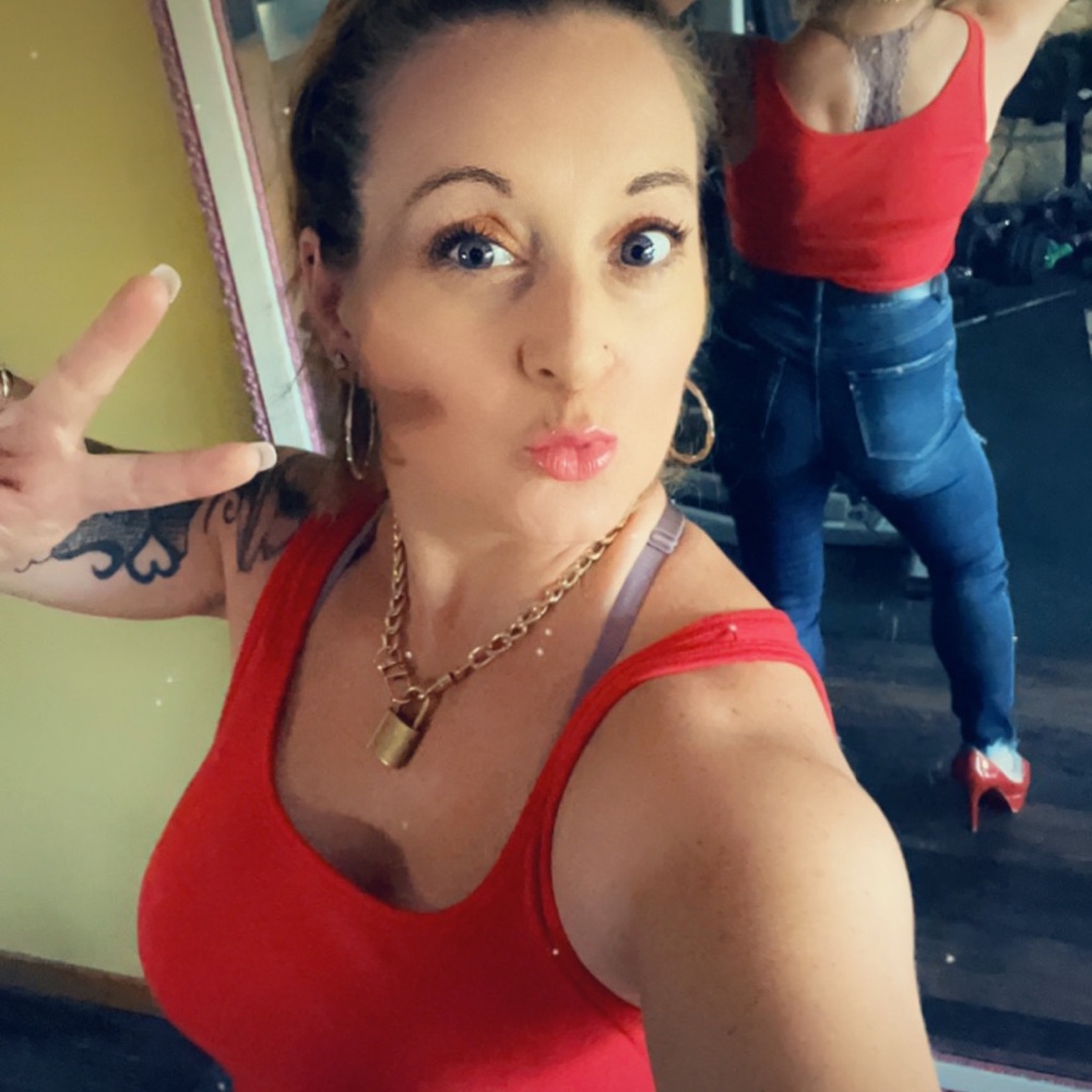 JOIN ME LIVE 👠💃🏻👠💃🏻👠💃🏻👠💃🏻👠